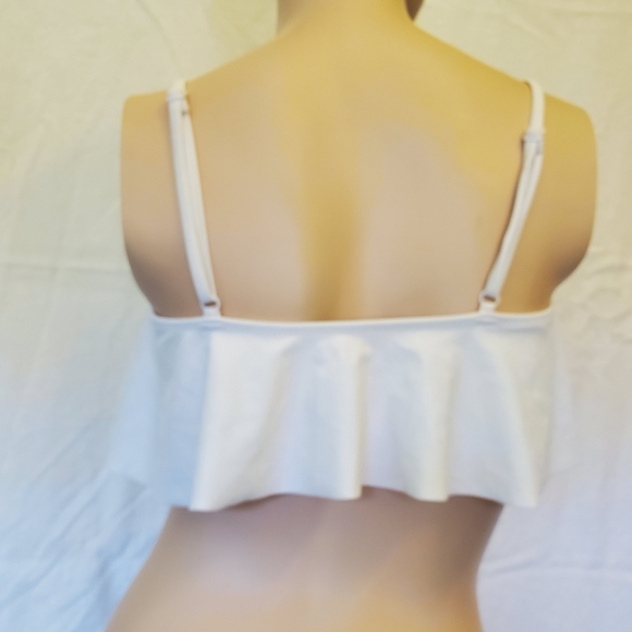 💀4 for $20- Forever 21 Flounce Bikini  Top - Picture 3 of 4